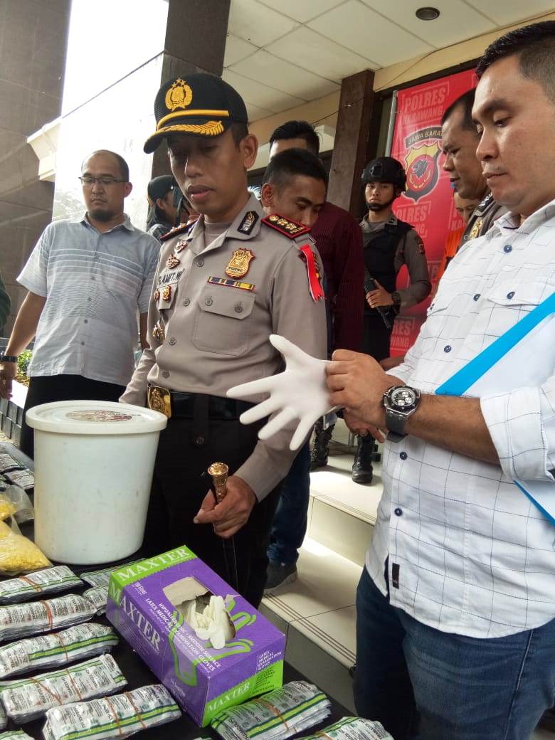 Tiga Pengedar Narkoba Jaringan Jakarta Dibekuk Polisi