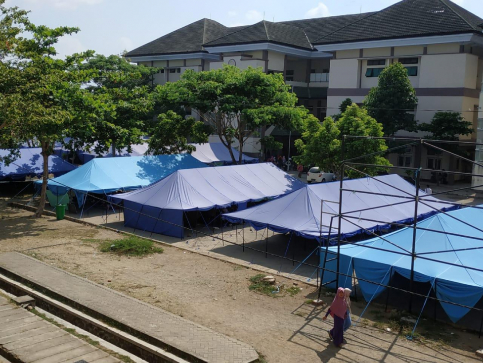 120 Tenda Digunakan Kegiatan Belajar di Lombok