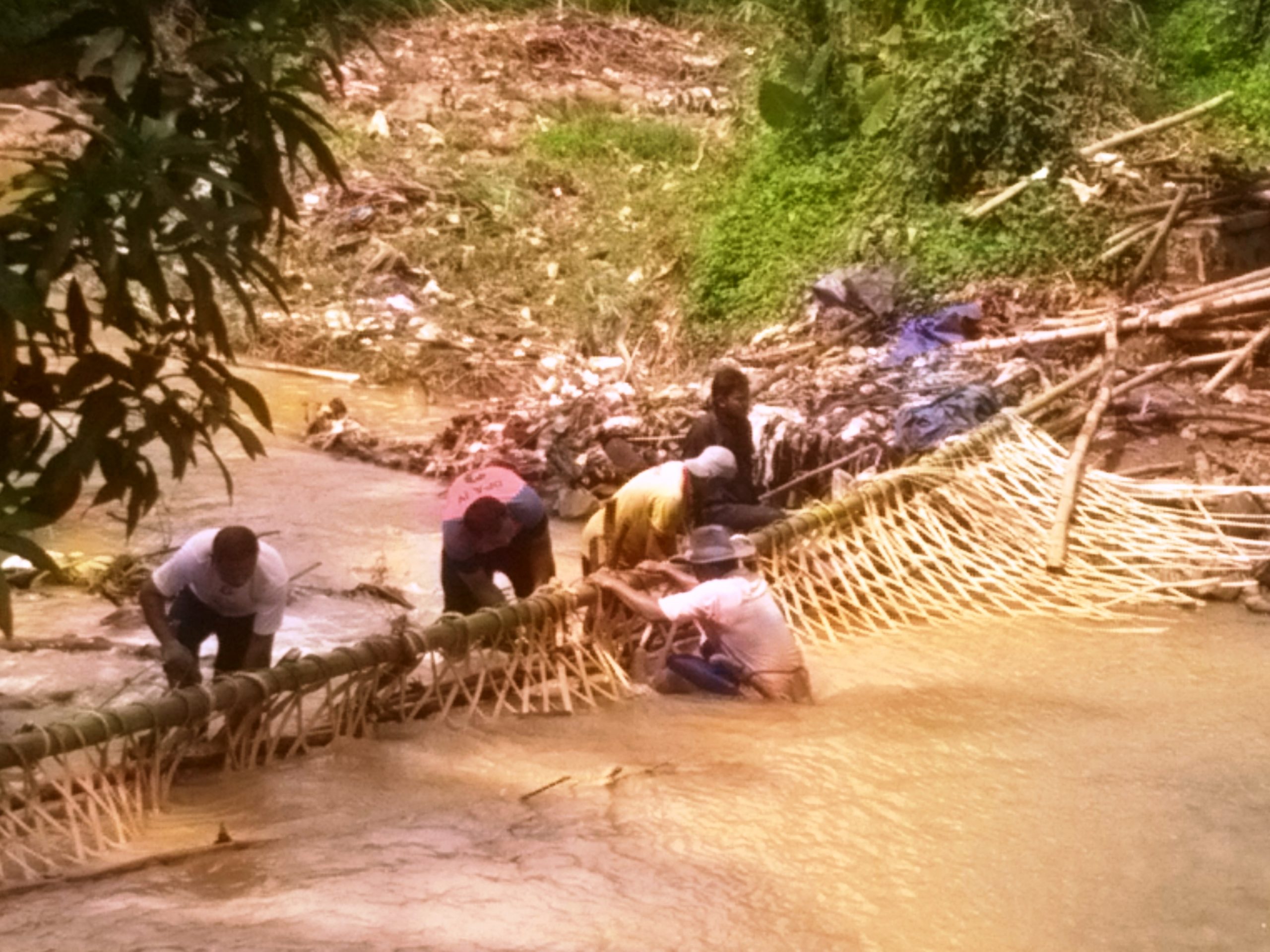 Petani Butuh Bendungan di Sungai Cikembang