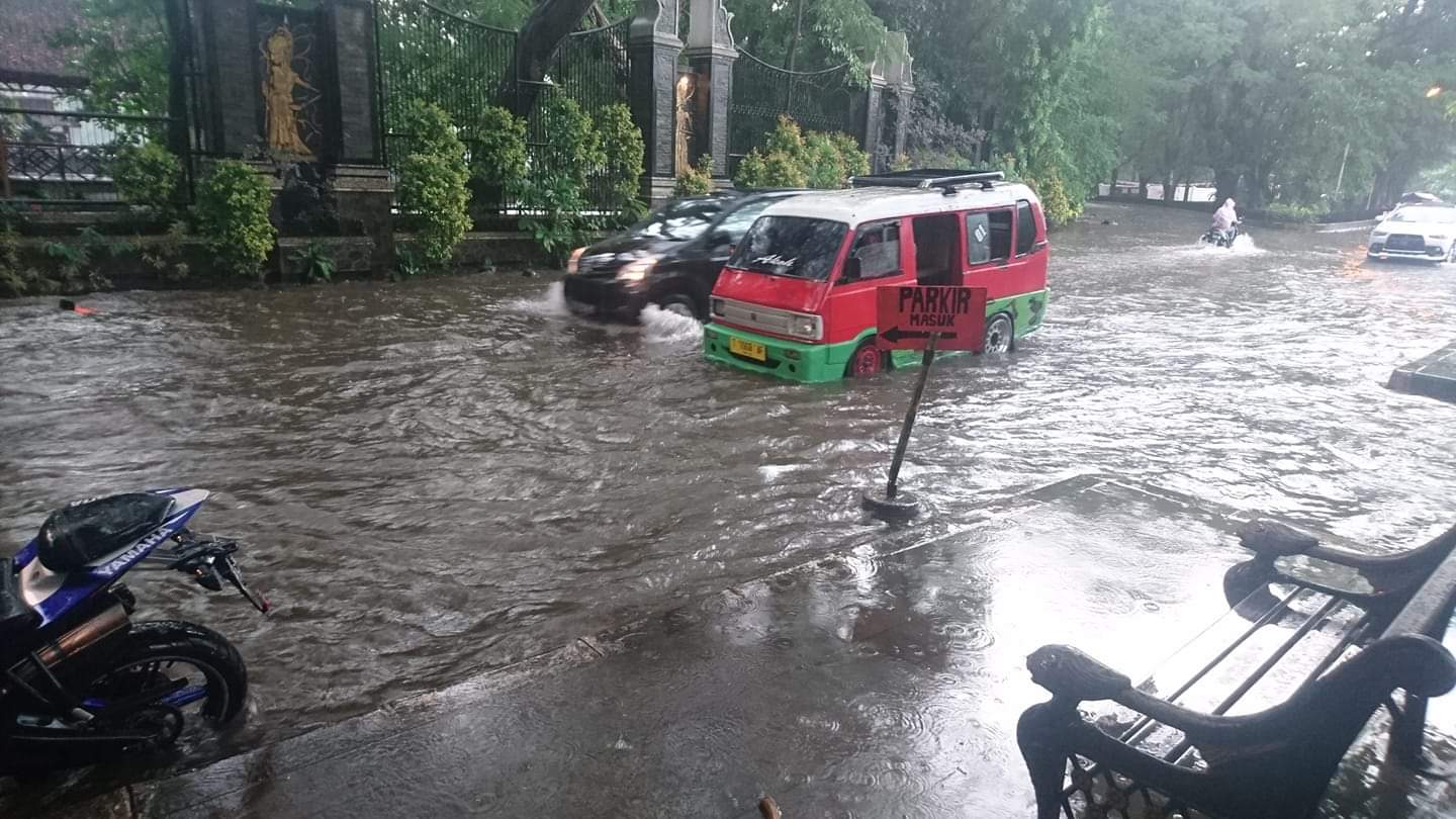 Rawan Banjir, Cipta Karya Kaji Drainase Kota