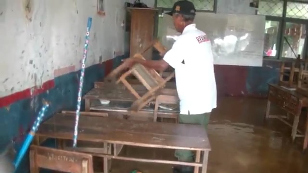 50 Sekolah di Lima Kecamatan Rawan Kebanjiran