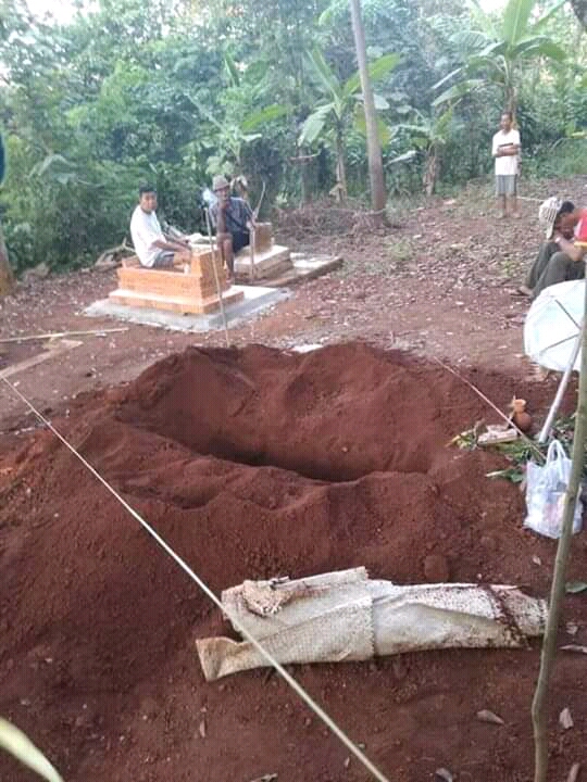 Misteri Penggalian Kuburan di Kalijati; Baru Meninggal 3 Hari, Tali Kain Kafan Hilang