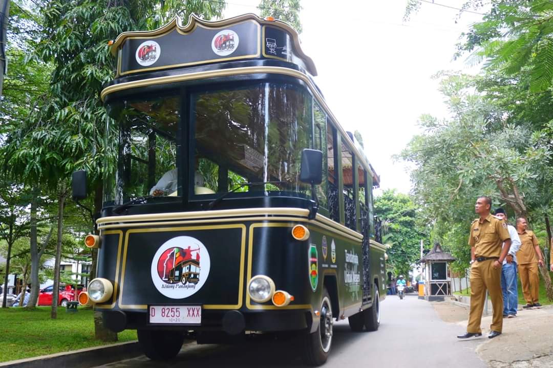 Bus Wisata Purwakarta Sudah Datang, Ini Rute yang Dilewati