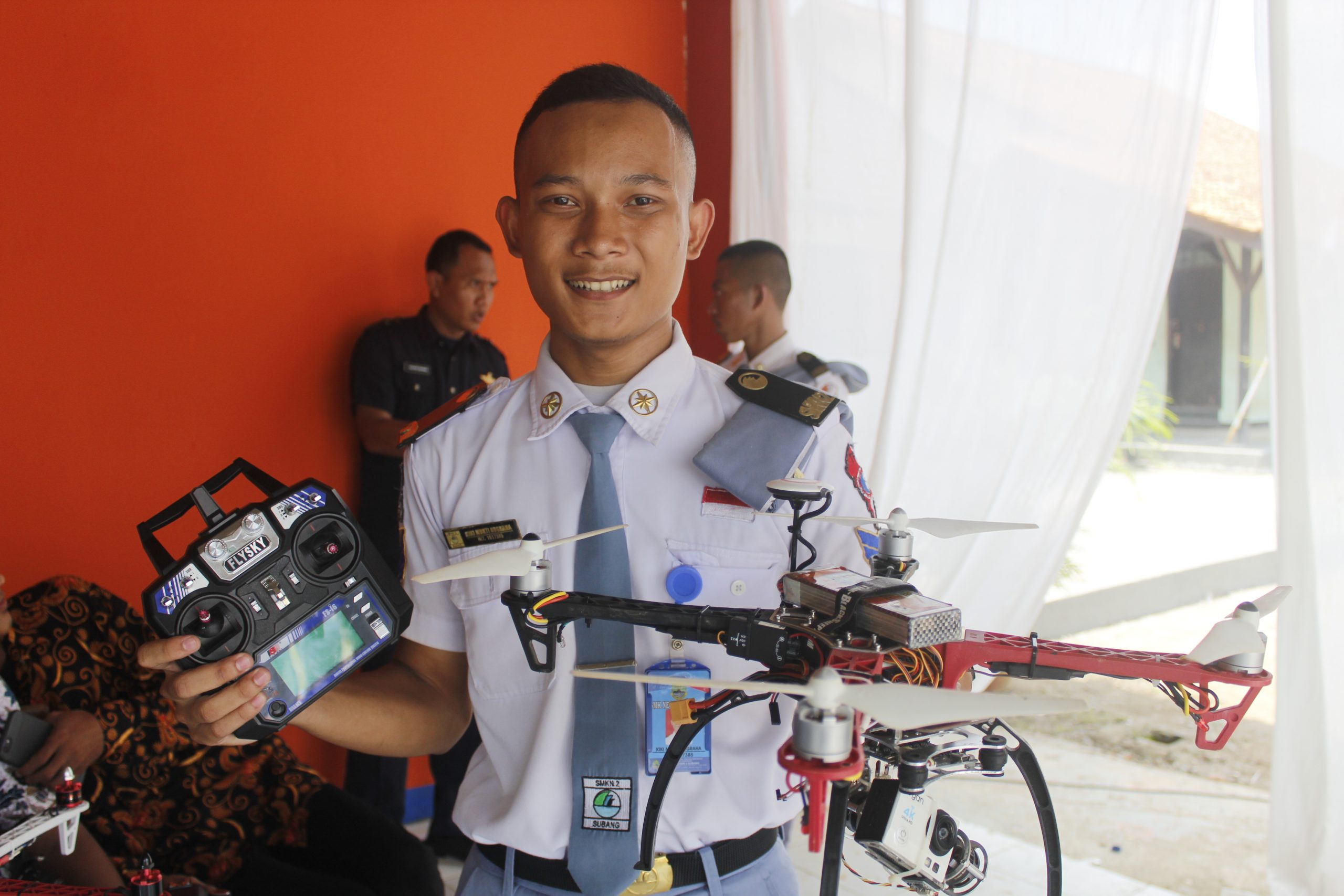 Siswa SMKN 2 Subang Berhasil Rakit Drone
