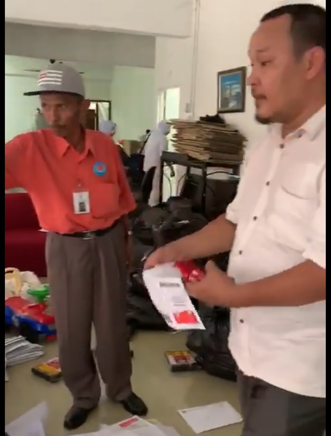 Ini Video Temuan Surat Suara Tercoblos Capres 01 di Malaysia