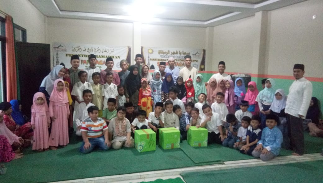 SD Panatagama Islamic School Berbagi dengan Anak Yatim dan Dhuafa