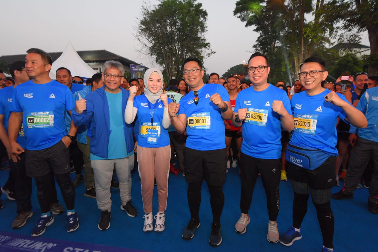 Pocari Sweat Run Bandung West Java Marathon: Ridwan Kamil Ikut Lari 5K