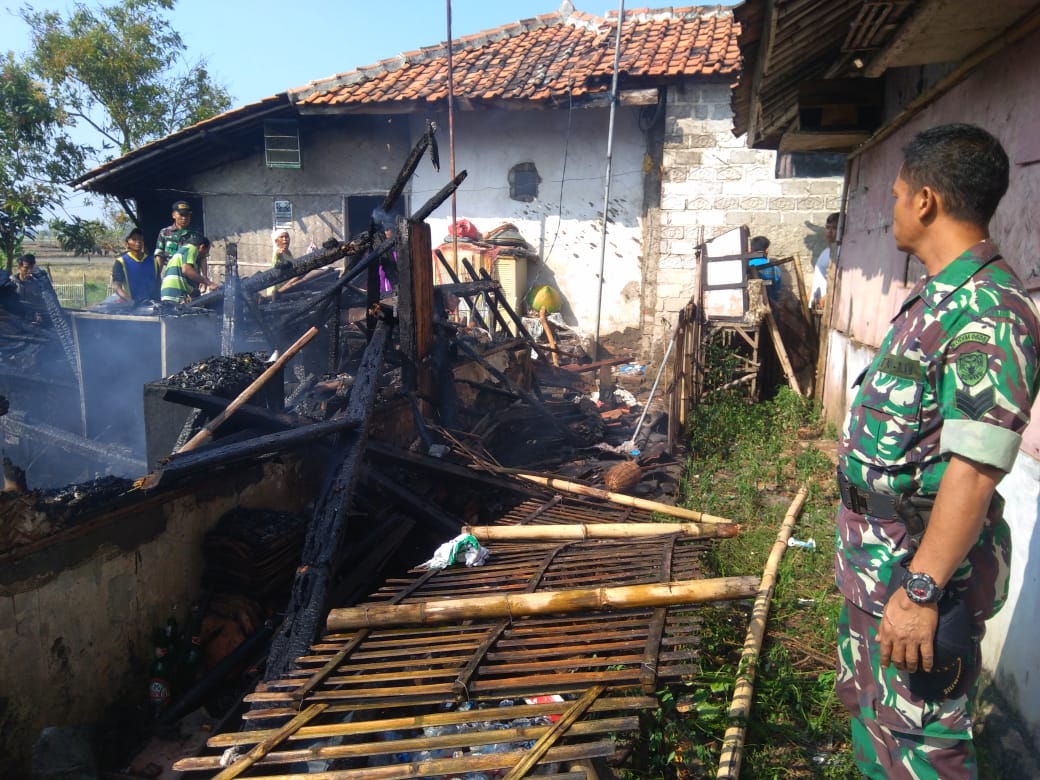 Si Jago Merah Ngamuk di Pantura, Dua Rumah Hangus Terbakar