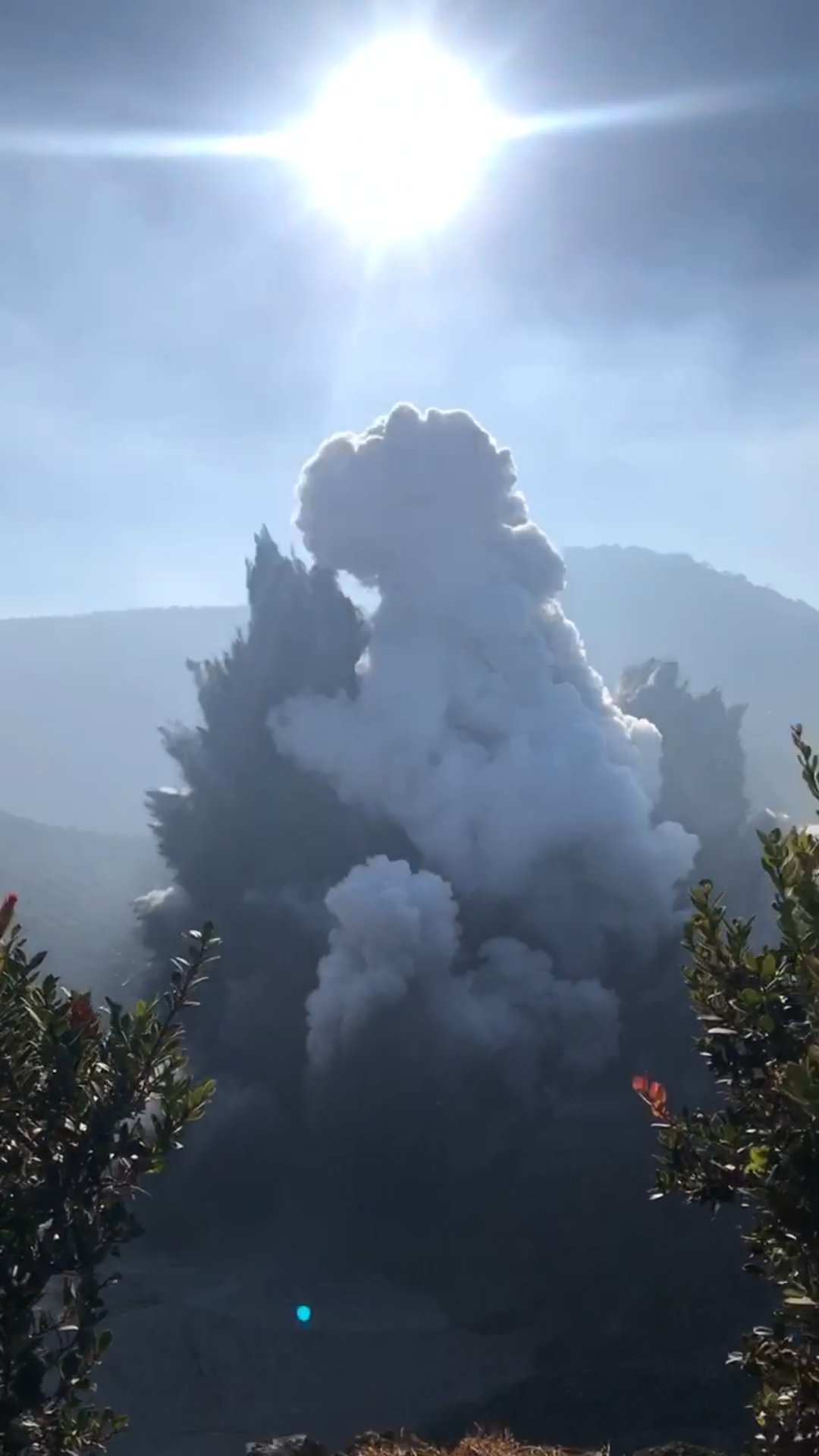 Video saat Erupsi Gunung Tangkuban Parahu