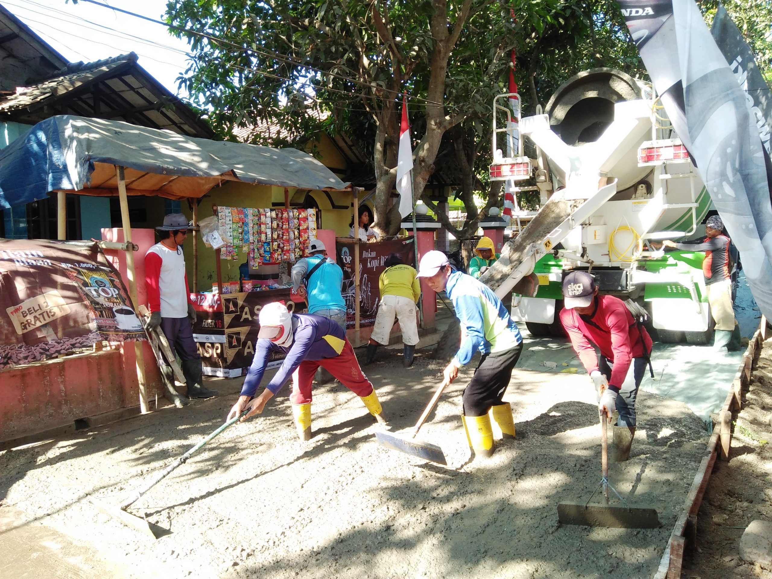 Bojong Tengah kembali Bangun Jalan, Realisasi Penggunaan Dana Desa
