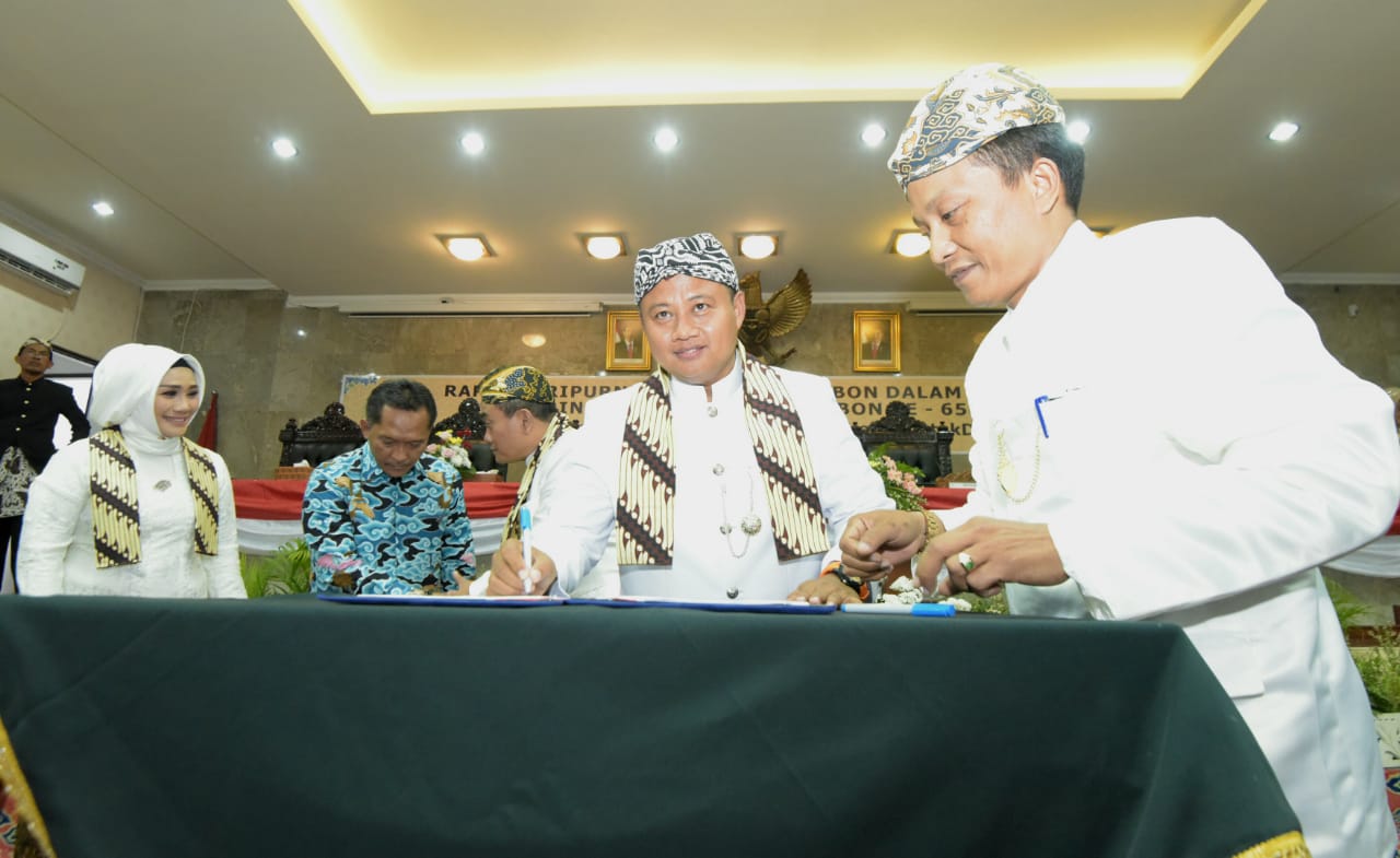 HUT ke-650, Kota Cirebon Diminta Berinovasi dan Berkolaborasi untuk Menjadi Pusat Ekonomi Jabar