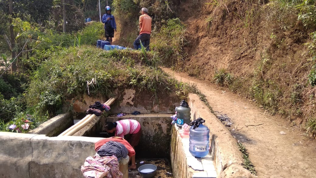 Kemarau Panjang, Kampung Cibedug Krisis Air