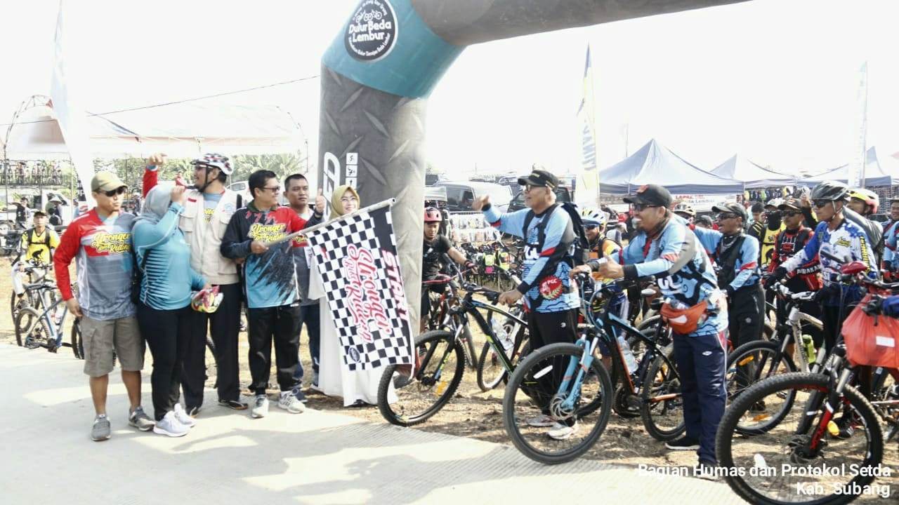 Komunitas Sepeda Ikuti Stronger Bike Riding