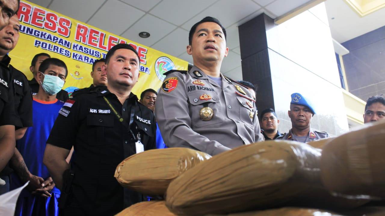 Polisi Amankan 78,6 Kg Ganja, Dua Kelompok Pengedar di Karawang
