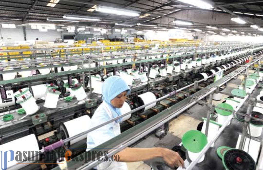 Di Kabupaten Bandung Buruh Wajib Rapid Test Jika Pabrik Ingin Buka, Bagaimana di Subang?
