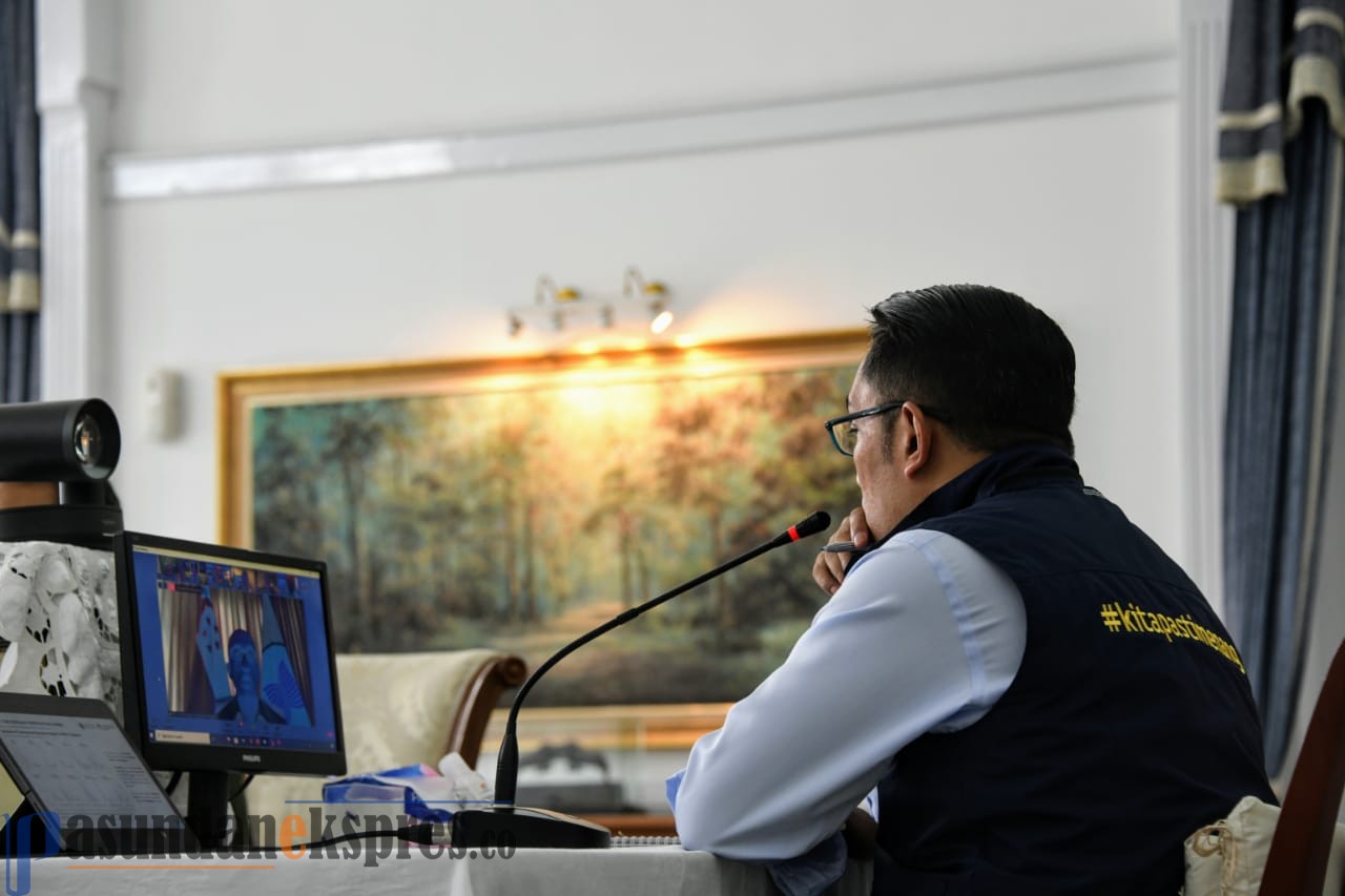 Gubernur Ridwan Kamil Sambut Bantuan Alat PCR Kedutaan Amerika Serikat