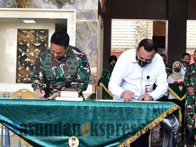 KPK Serahkan Lahan Sitaan di Cirangkong dan Kumpay Senilai Rp20 Miliar untuk Dikelola TNI