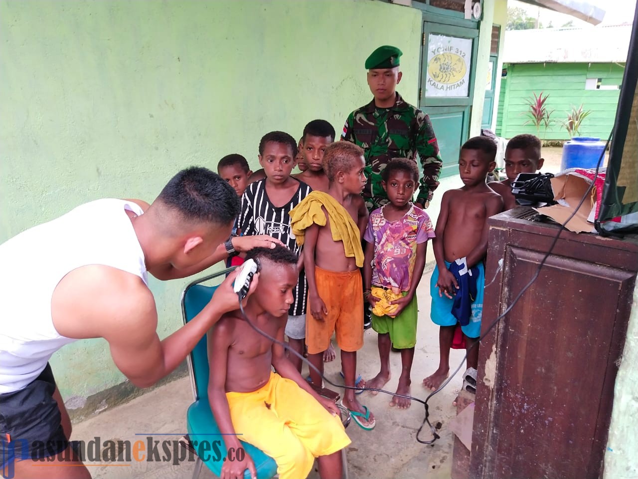 Waduh, Pos TNI di Papua Diserbu Anak-anak