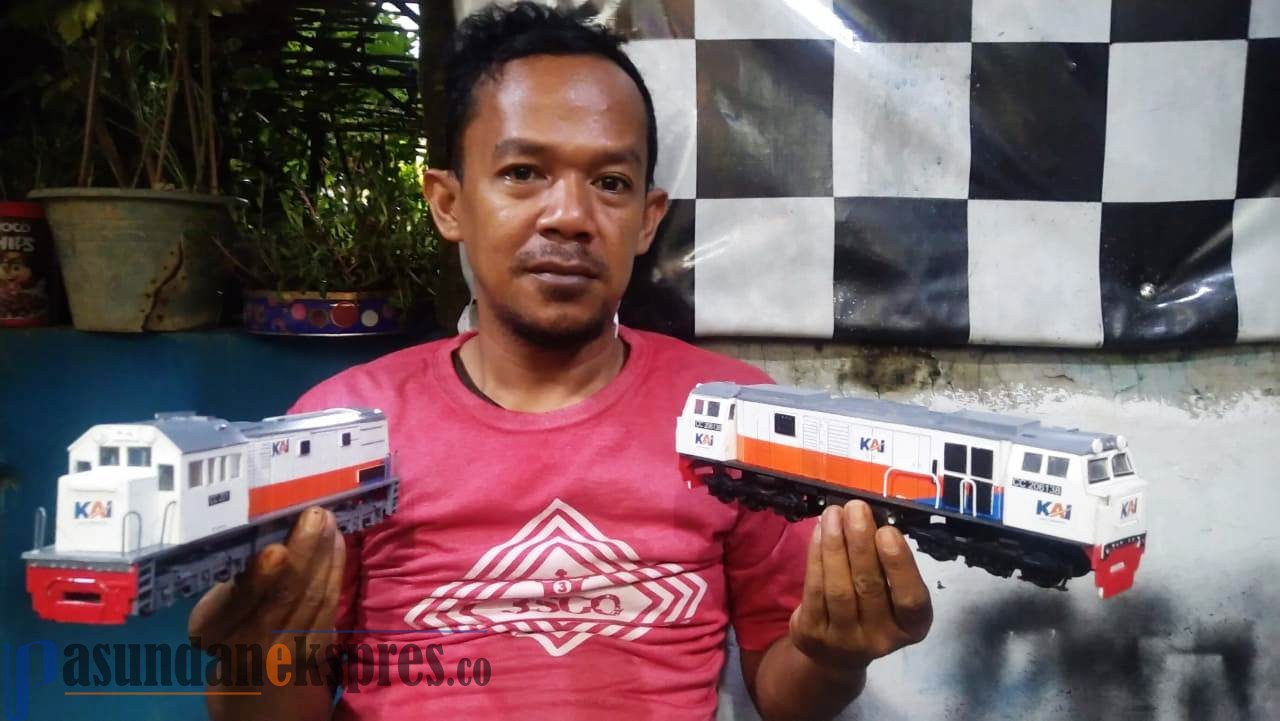 Berawal dari Kecintaan terhadap Kereta Api, Jaelani hasilkan Uang dari Miniatur Lokomotif