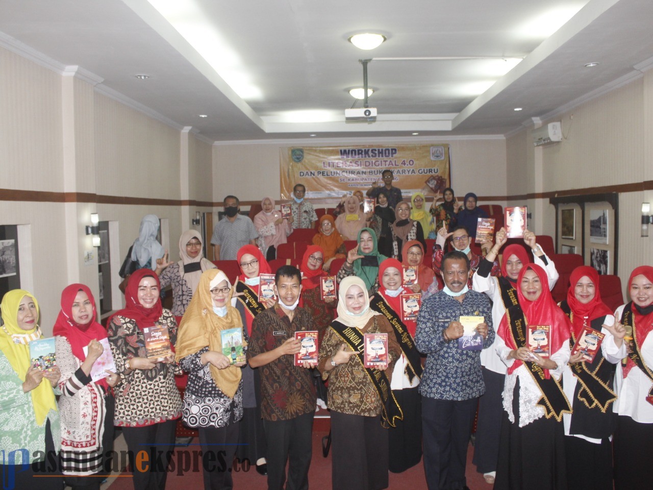 Gerakan Literasi Semakin Menggeliat, Luncurkan Buku Kiprah Lisangbihwa Menuju Subang Jawara