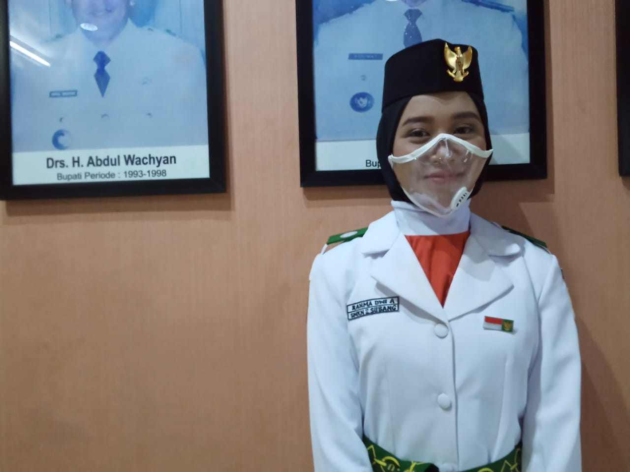 Cerita Rahma, Bertugas Membawa Baki Bendera di Upacara HUT RI ke 76 Kabupaten Subang