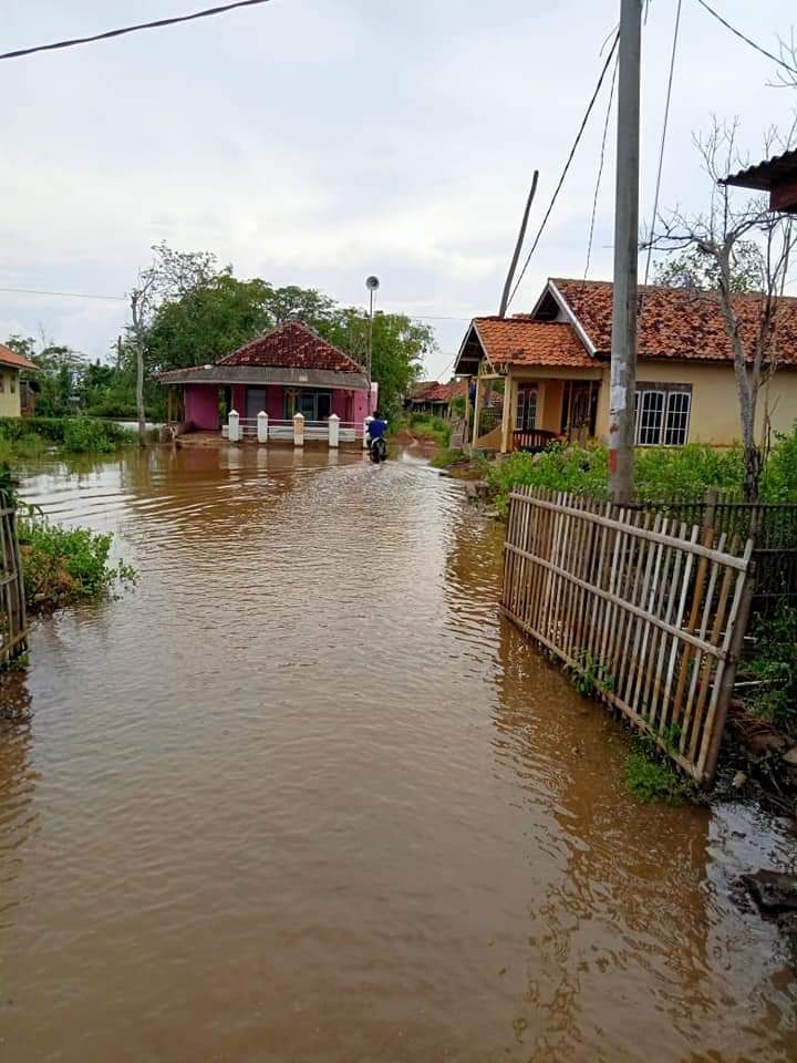 Dusun Langgensari Mulai Tergenang Air, Warga Pantura Minta Normalisasi
