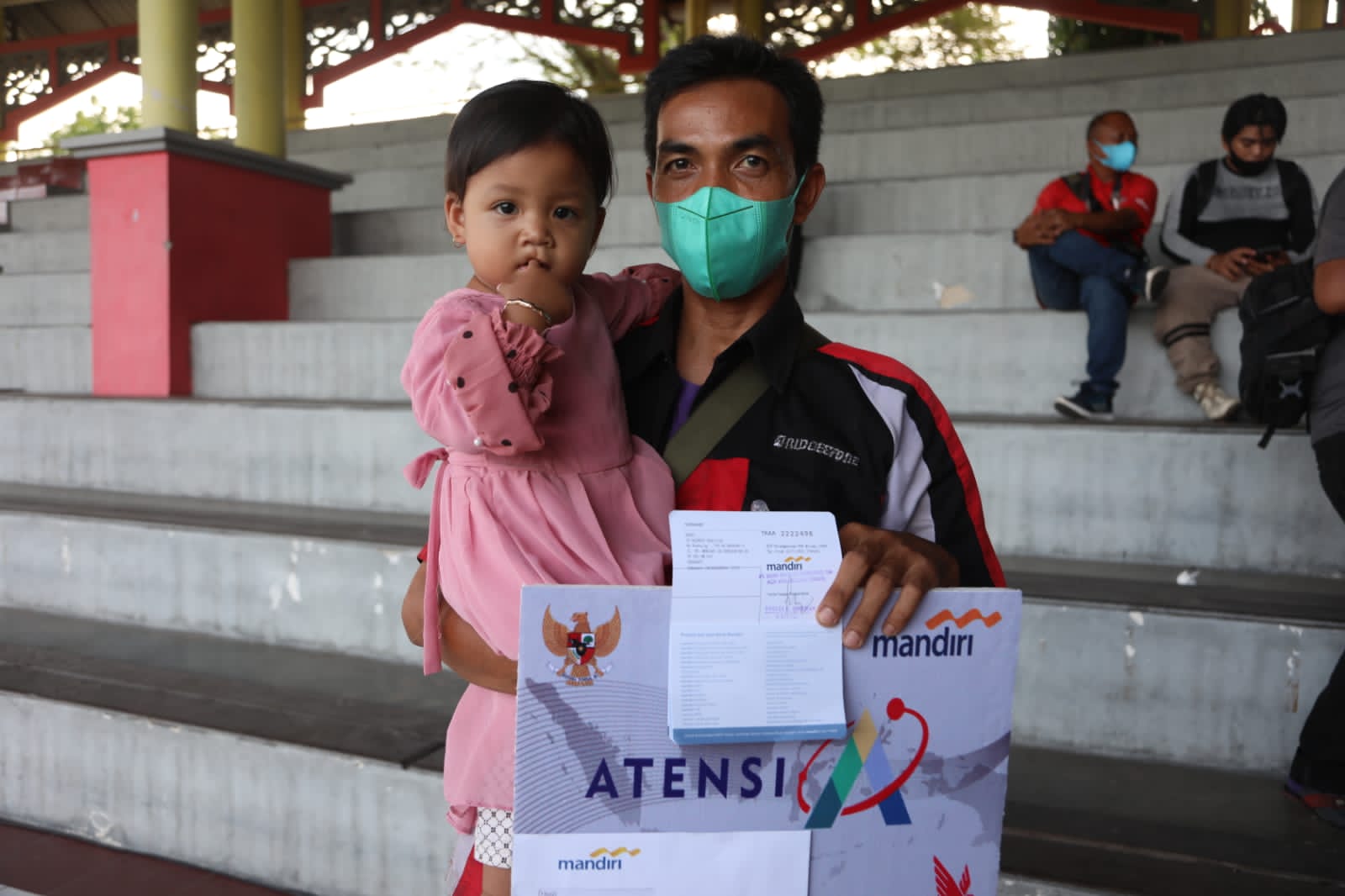 Mensos Salurkan Bantuan ATENSI kepada 382 Penerima Manfaat di Palangkaraya