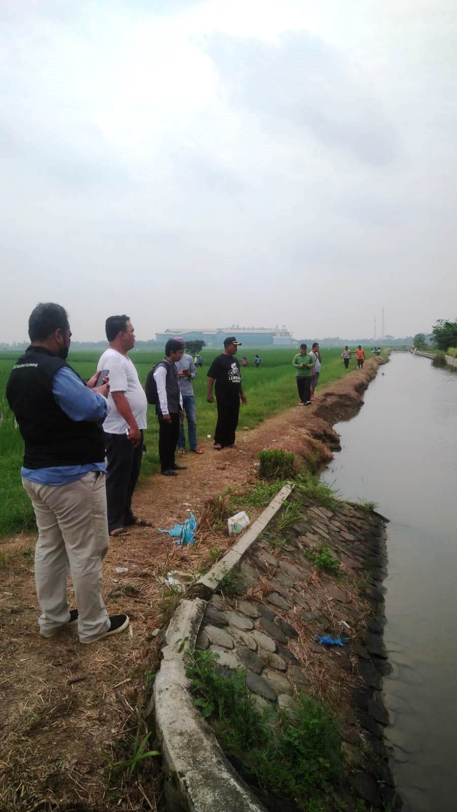 PUPR Karawang Diminta Segera Perbaiki Tanggul Jebol di Jatisari