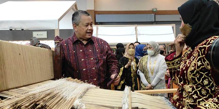 PEMBUKAAN: Gubernur Bank Indonesia membocorkan tiga kunci bangkitkan UMKM dalam acara pembukaan Karya Kreatif Indonesia 2022 di Hall A Jakarta Convention Center. DISWAY