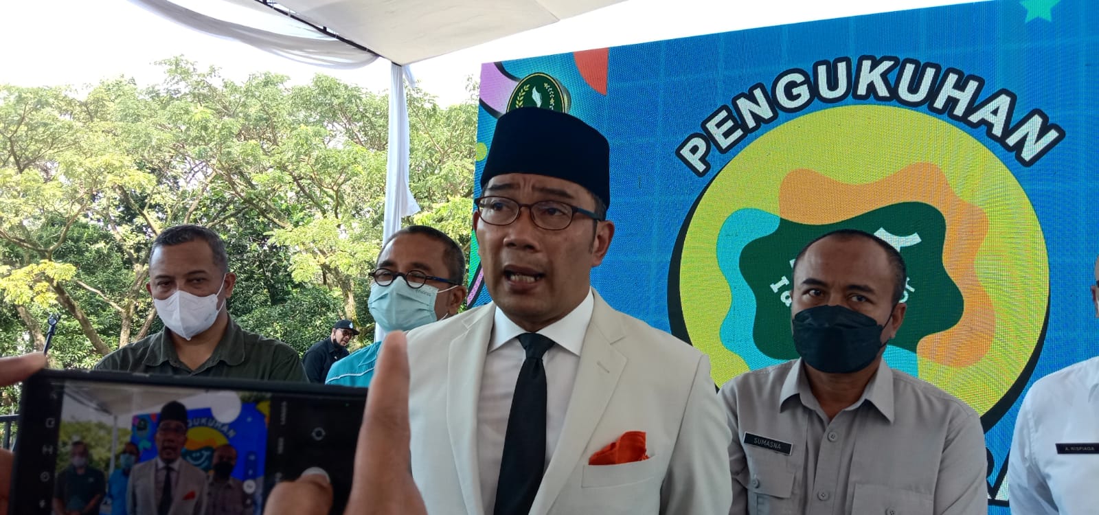 Ridwan Kamil minta Kepala Daerah Tindak Tegas Holywings