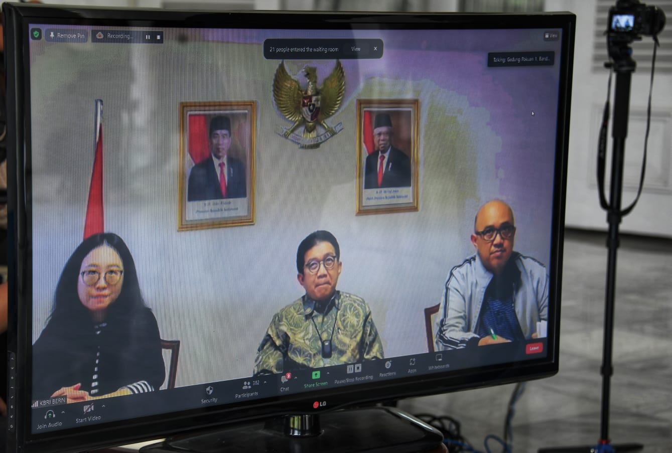 Wali Kota Bern Sampaikan Simpati untuk Ridwan Kamil