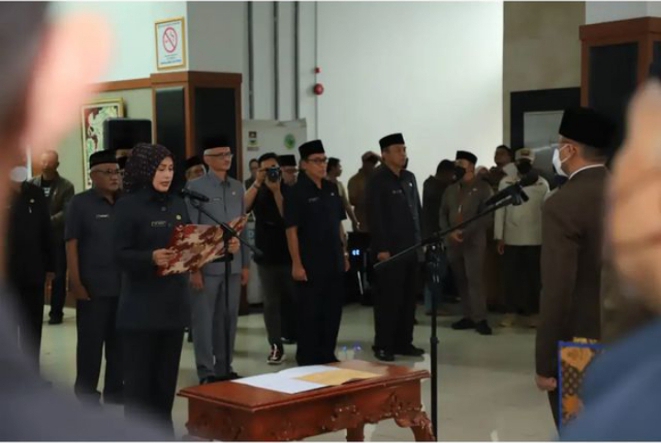 25 Pejabat Eselon II di Lingkungan Pemkab Bandung Barat Tempati Jabatan Baru
