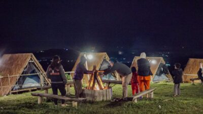 Camping Asik Bersama Keluarga di Cloud Hill Camp Subang
