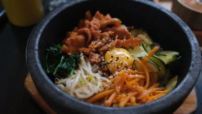 Bingung Mau Makan Apa? Coba Bibimbap, Nasi Campur dari Korea Selatan