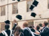 Graduation in Oxford ilustrasi untul Pendidikan Jenjang S-2. Sumber foto dari IT Help - University of Oxford