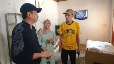 Orang Tua Yakin Darel Ada di Kamar ‘Terhalang’ Hijab, KDM Puji Ketegaran Keluarga Bocah Subang