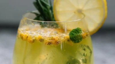 Resep Minuman Segar di Cuaca Panas Menyengat: Lemonade Squash