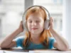 Dengarkan Musik Lullaby untuk Tidur Sang Anak Lebih Nyenyak