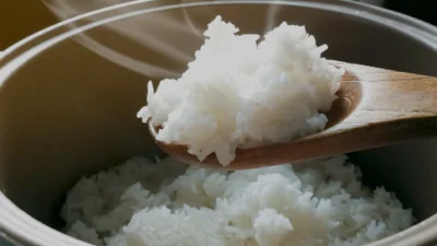 Menurunkan Kadar Gula dalam Nasi dengan 4 Cara yang Mudah
