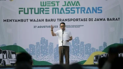 Ridwan Kamil Resmikan BRT Berbasis Listrik Kawasan Bandung Raya