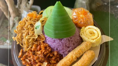 Nasi Tumpeng Terdekat di Subang yang UENAAK