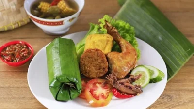Udah Kayak Franchise, 4 Makanan Tradisional Jawa Barat ini Banyak yang Jual! Sumber Gambar via TasteAtlas