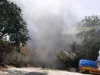 Kepulan Asap Hitam Pembakaran Batu Kapur Diduga Penyebab Polusi Udara Jakarta