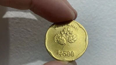 Koin Kuno Rp500 Melati