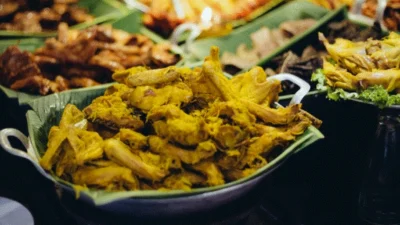 10 Daftar Nama Makanan Khas Indonesia yang Terkenal di Dunia