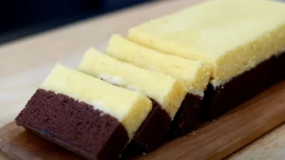 Resep Brownies Coklat Keju, Sajian Simple yang Dijamin Nyoklat Banget! (image from screenshot youtube lis achmady)