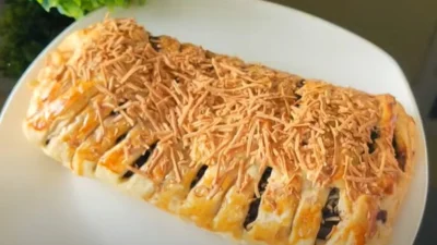 Resep Banana Brownies Strudel, Perpaduan Brownis dan Pastry yang Unik dan Keren (image from screenshot Youtube dapur umi zia)