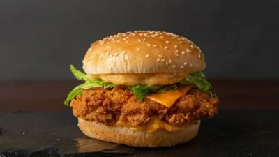Chicken Burger Ala McD Resep Chicken Burger yang Pasti Disukai Keluarga