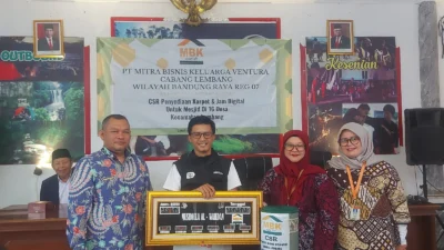 PT MBK Salurkan Bantuan CSR ke 16 Mesjid di Lembang