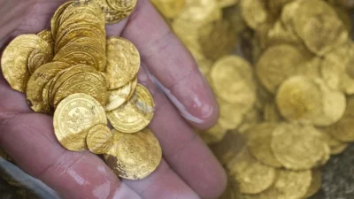 Cara Mencari Uang Koin Emas